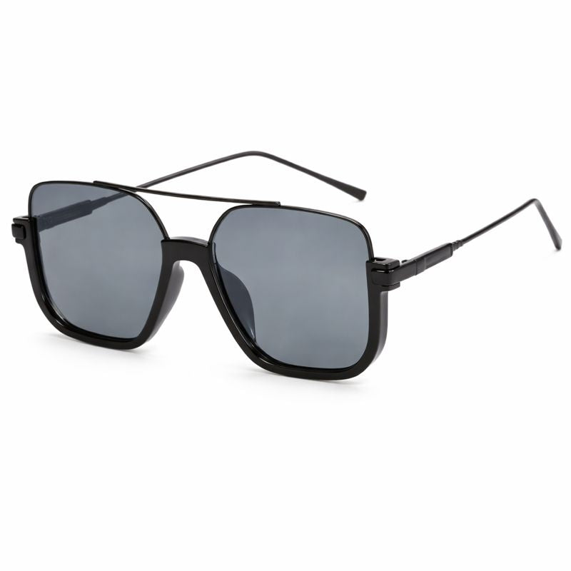 Stylish Square Sunglasses - Black/Grey